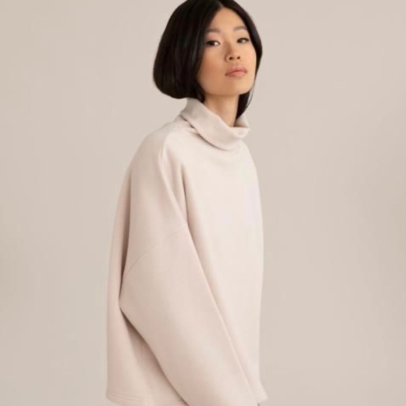 Cassidy Oversized Turtleneck Modern Citizen - Picture 2 of 2